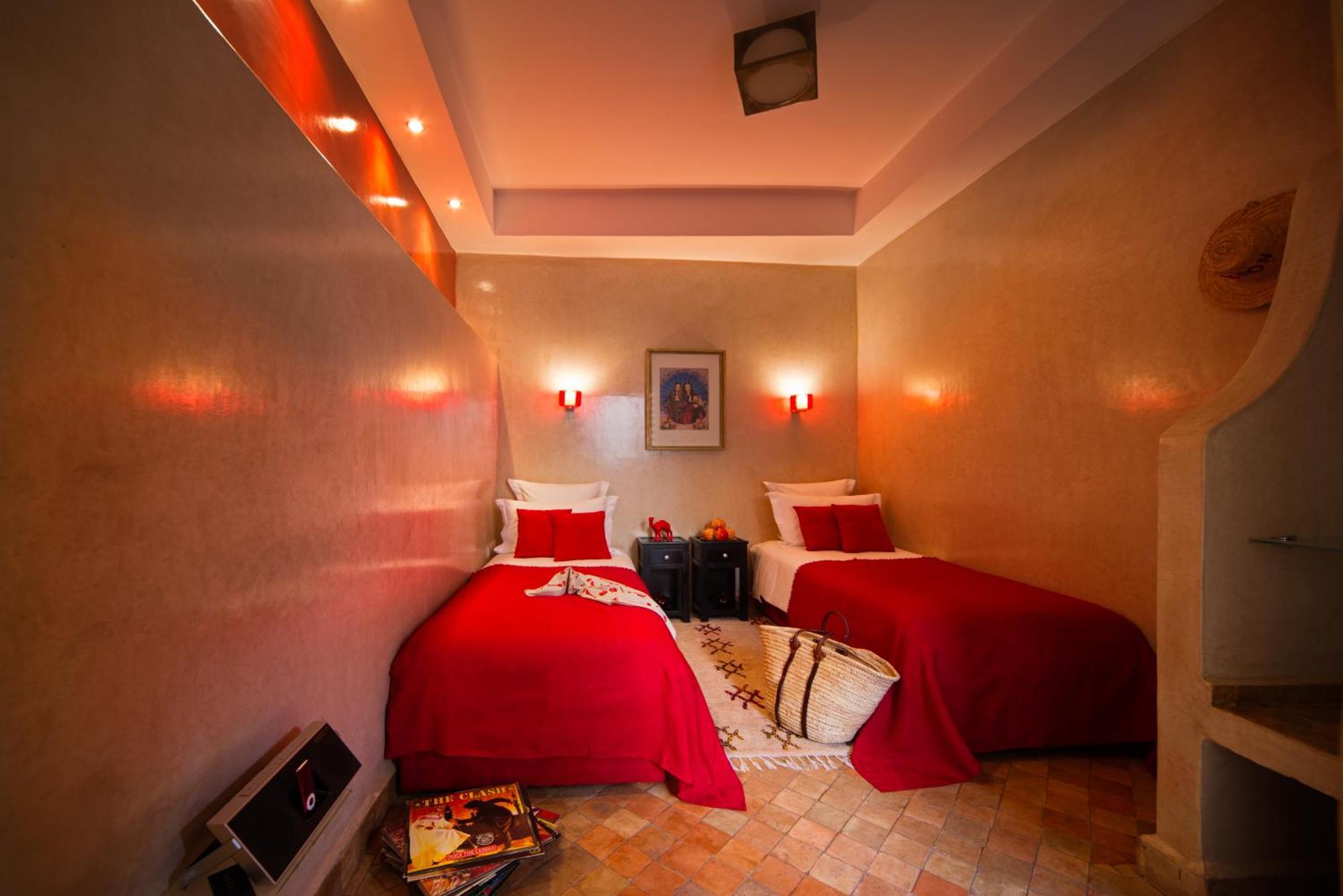Twin/Double Room - Simply Red,1212021376:JPEG