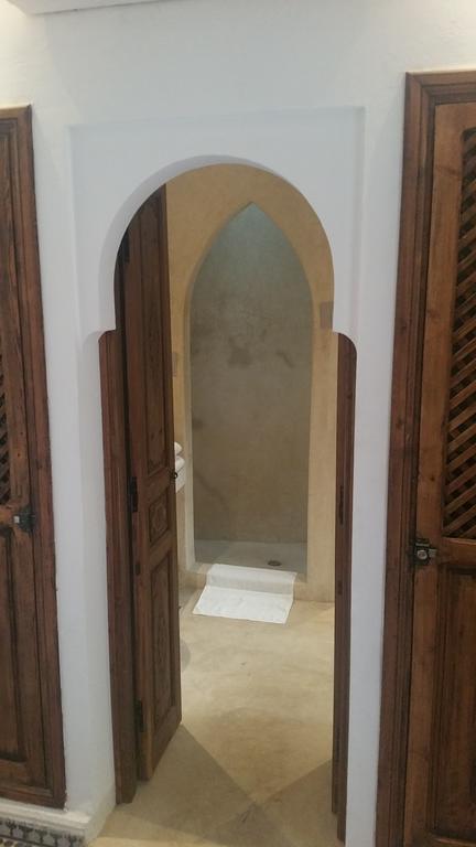 Standard Double Room,205249102:JPEG