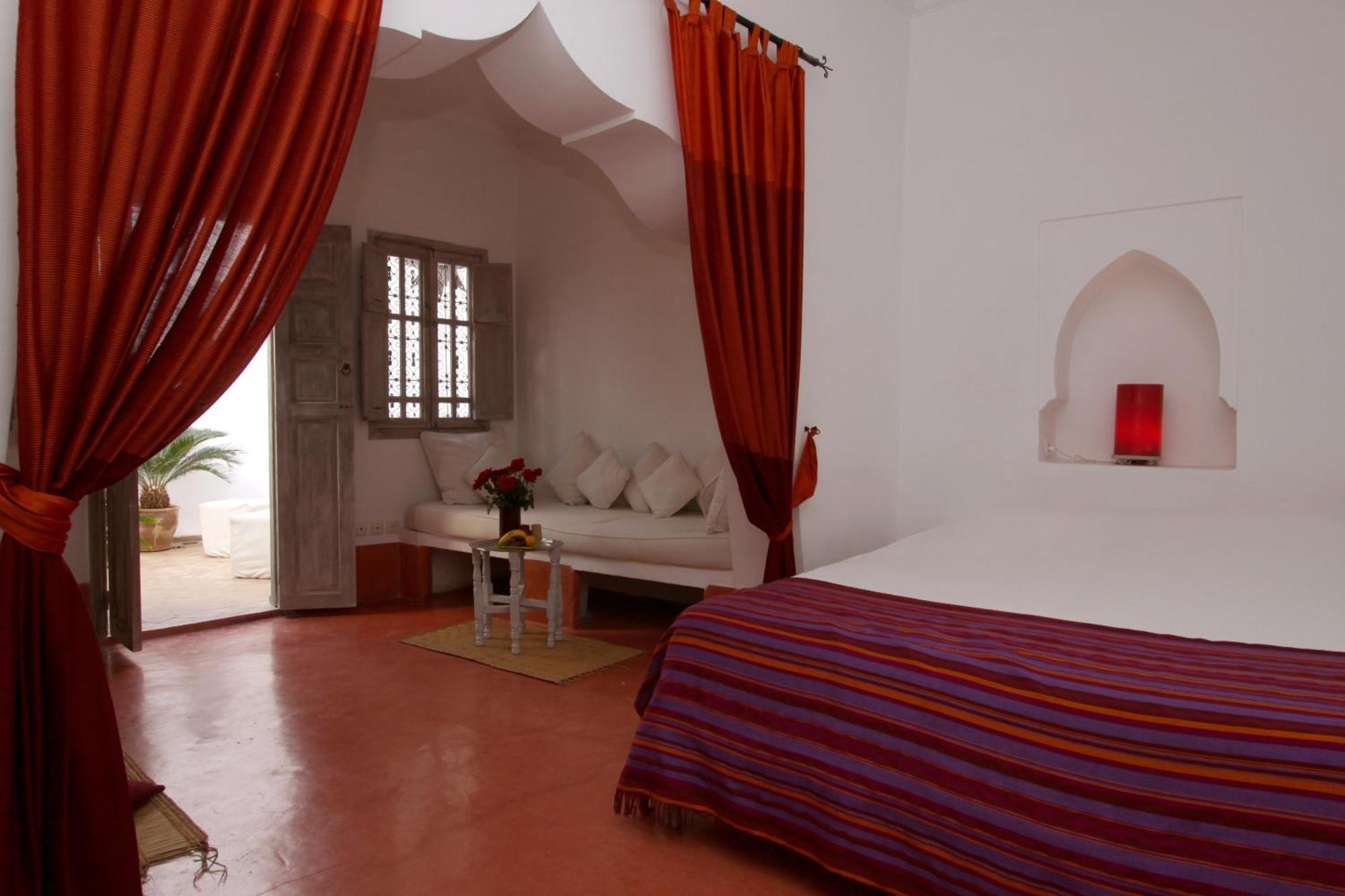 Family Room with Private Bathroom,707686903:JPEG