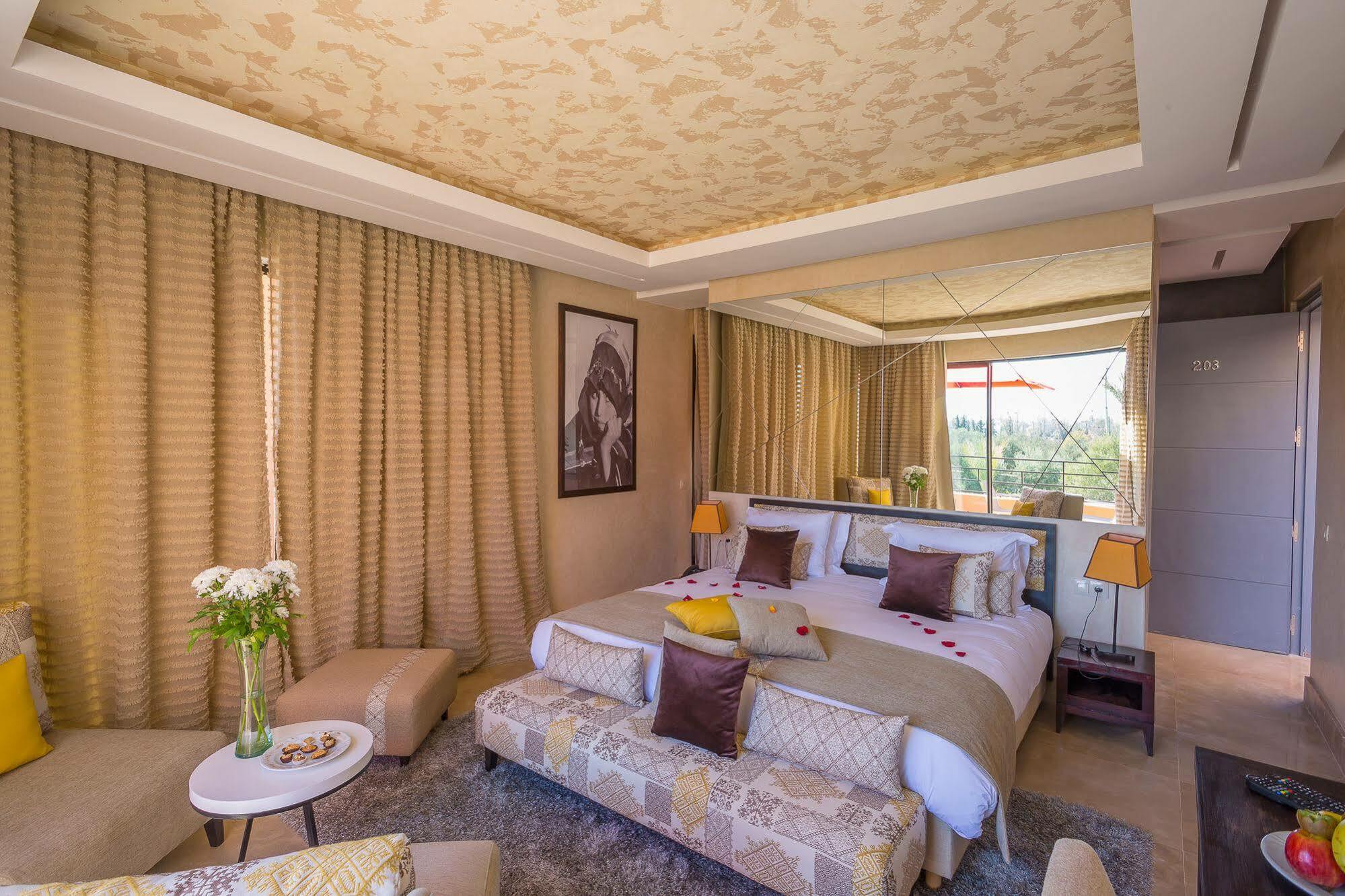 Junior Suite con Vista Piscina