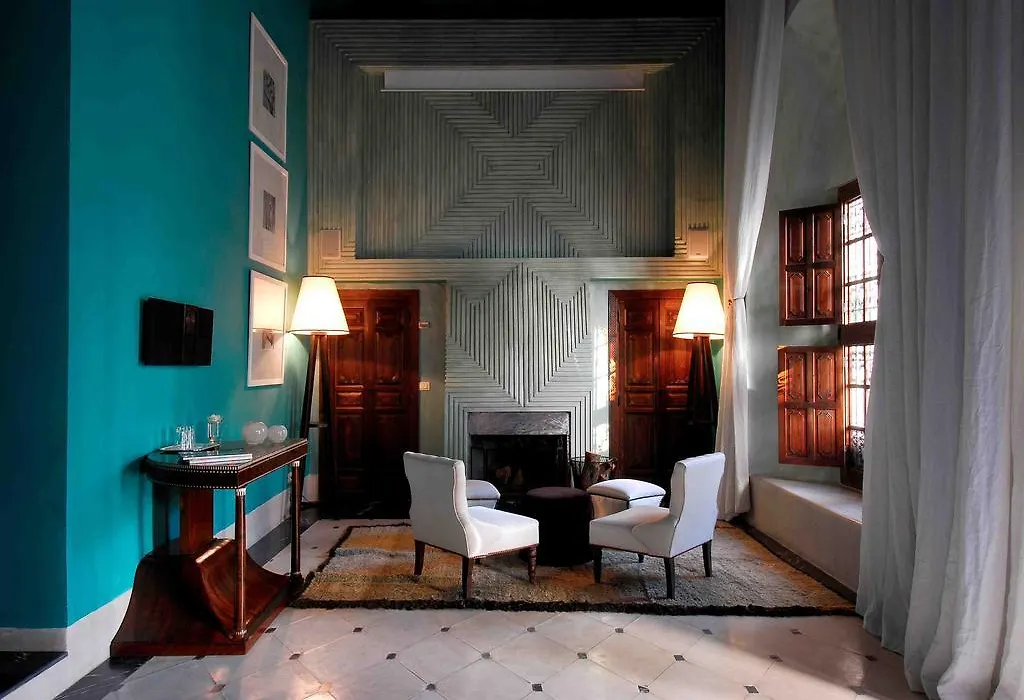 Riad Lotus Privilege-1