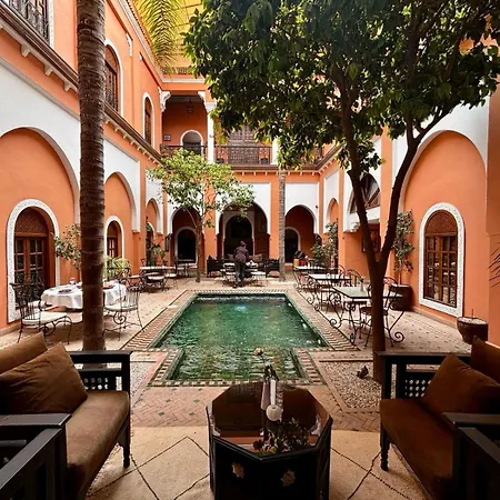 Riad Amina-2