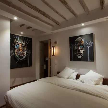Bck Art Riad-3